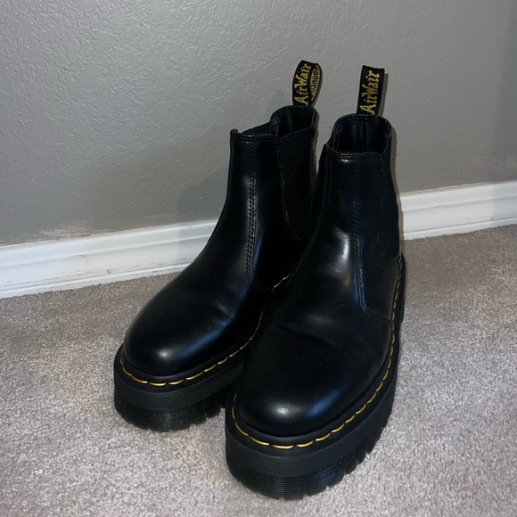 Dr. Martens Black 2976 Quad - Picture 1 of 8